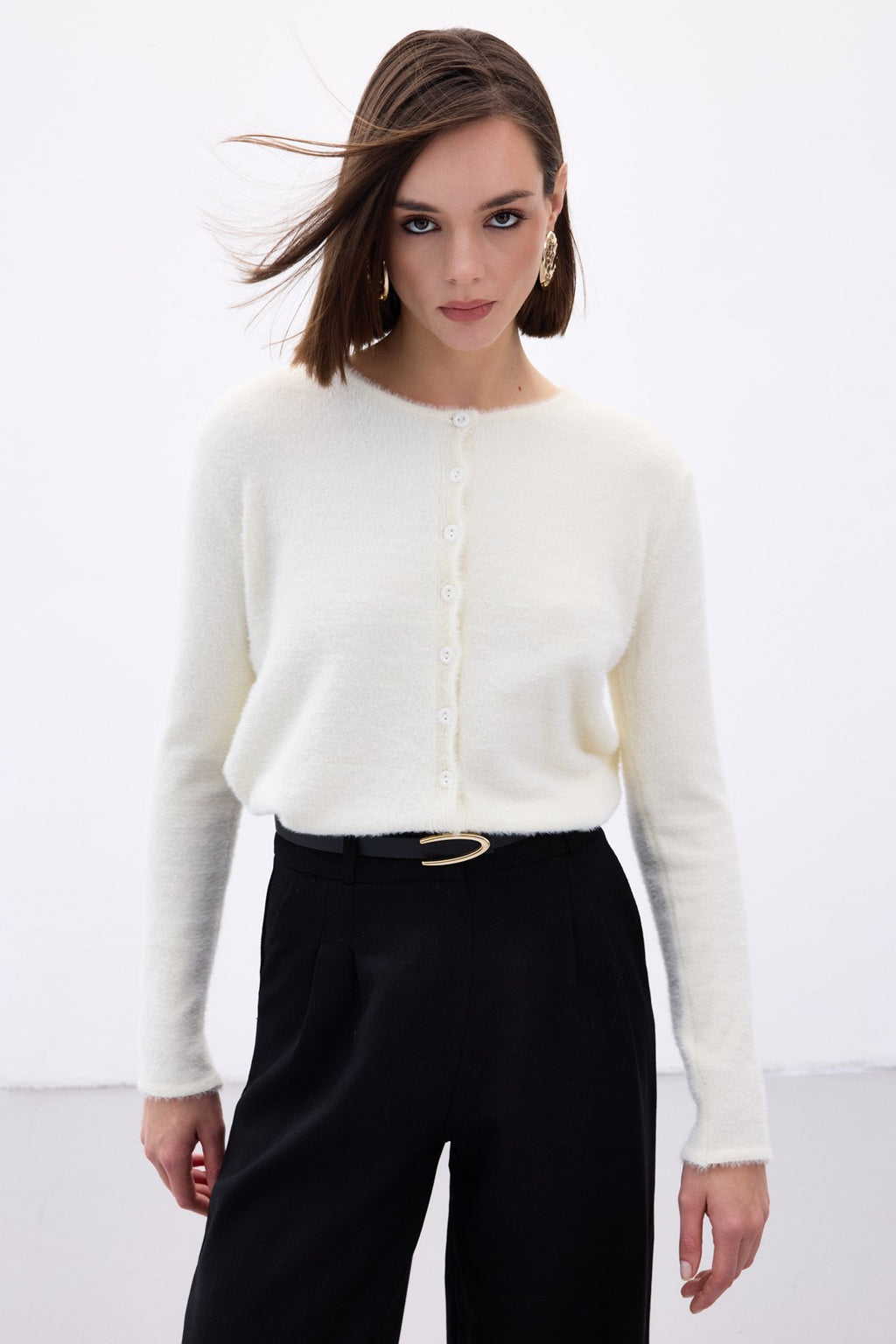 Düğmeli Sakallı Hırka-Ekru