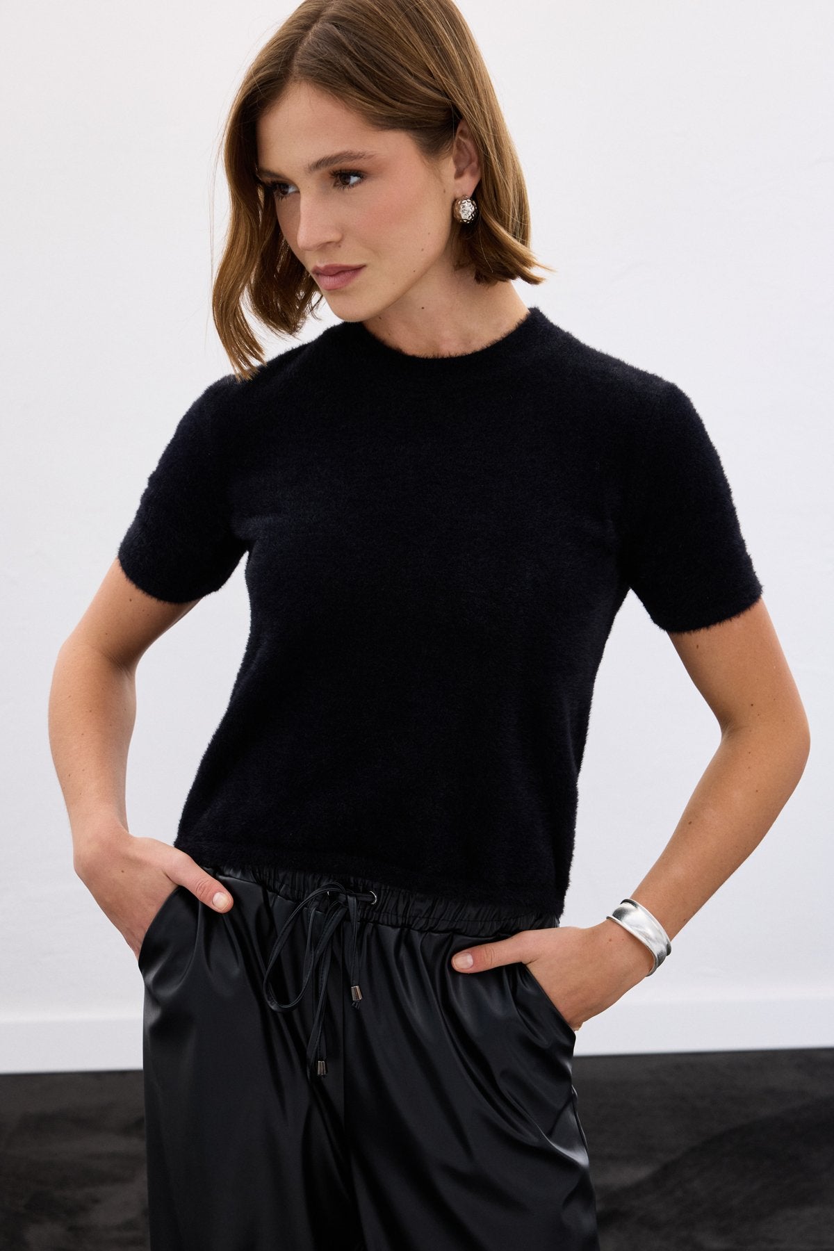Sakallı Kısa Kol Triko-Siyah